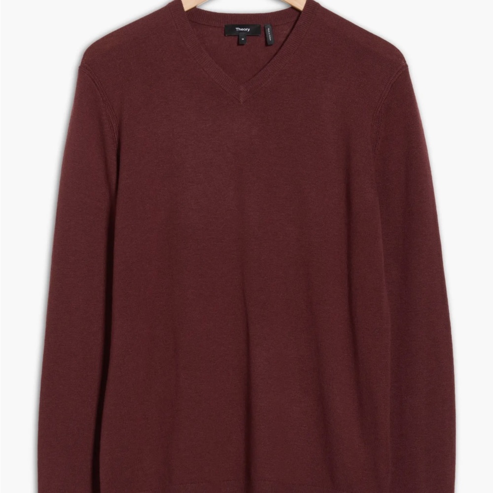 Theory Men’s Classic Cozy Riland V-Neck Pullover Sweater in Deep Red Size Medium